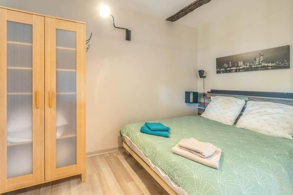 Le Clos D'olon 4 Etoiles Avec Piscine Appartamento